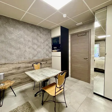 Room40 Guest house