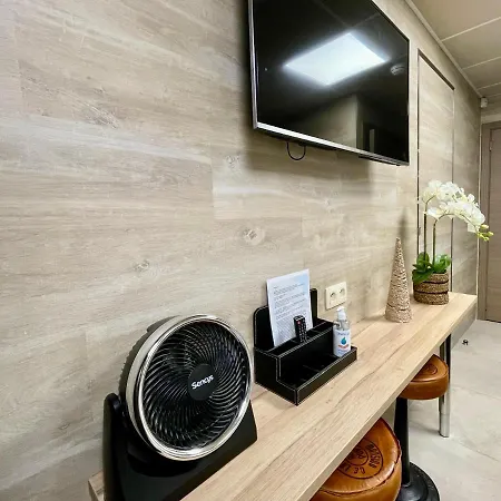Room40