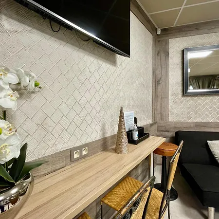 Room40 Guest house *